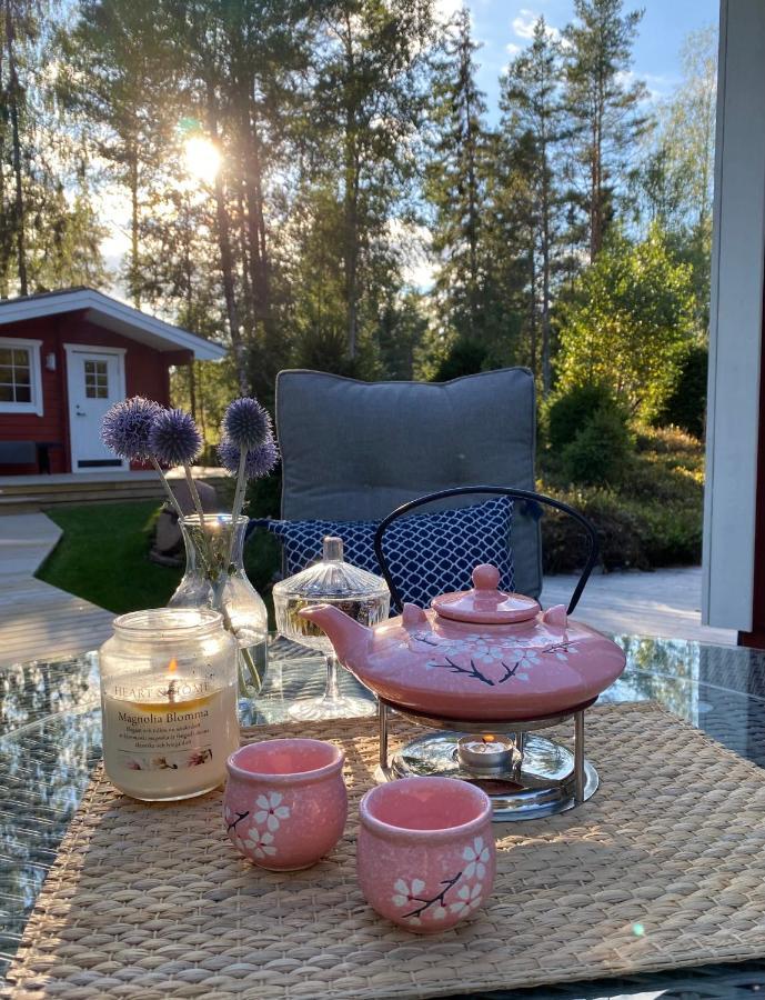 Carpe Diem Guest Cottage Osthammar Exterior photo