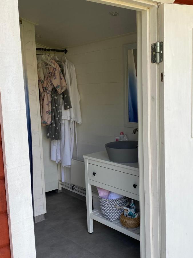 Carpe Diem Guest Cottage Osthammar Exterior photo